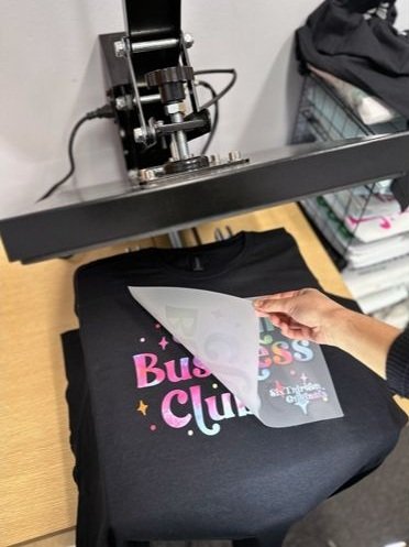 Proses Sablon DTF Kaos